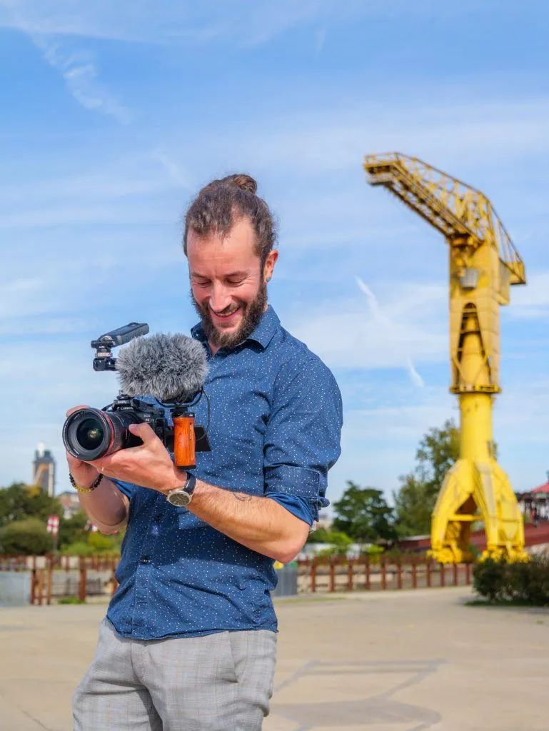 Vid&eacute;aste Nantes captation tournage chef op&eacute;rateur Grue Jaune Professionnel Freelance